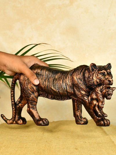 Sowpeace Resin Tiger Decor