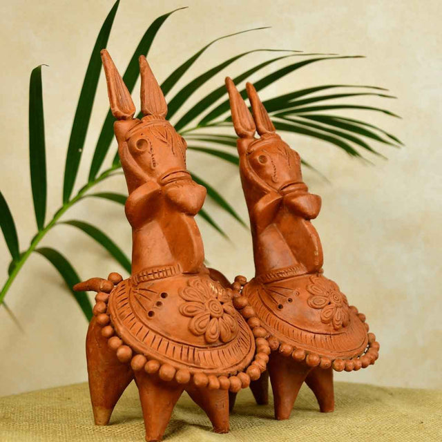 Sowpeace Terracotta Kathakali Horse: Artisan Tabletop Decor