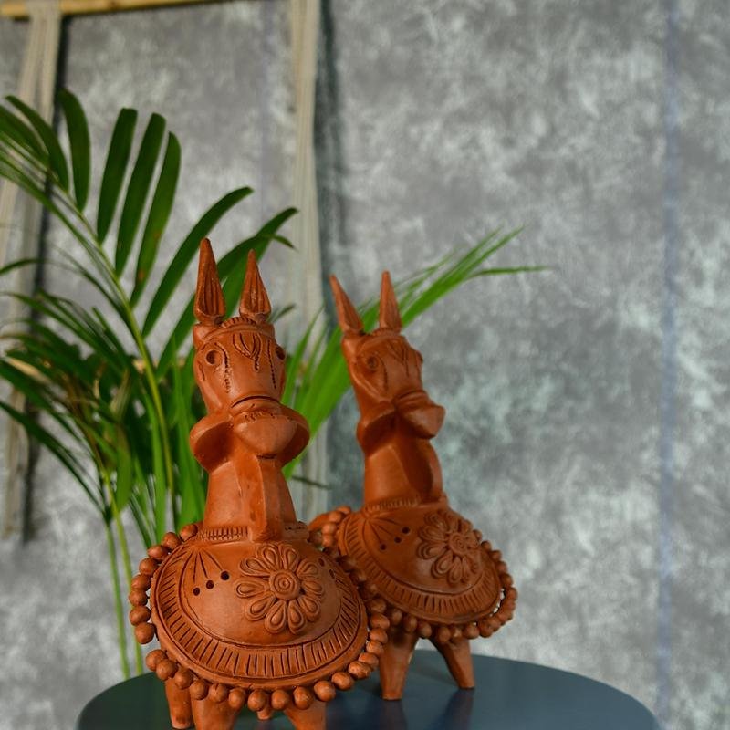 Sowpeace Terracotta Kathakali Horse: Artisan Tabletop Decor