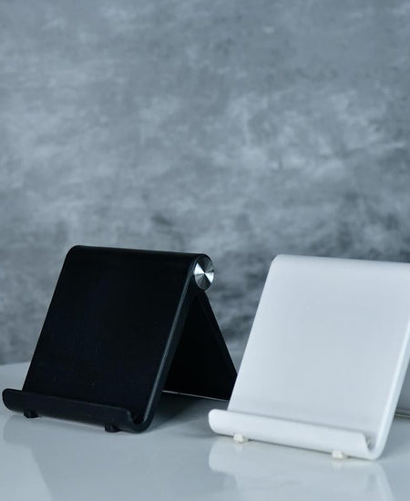 Sowpeace Trendy Adjustable Silver Tablet Stand with White Hinges