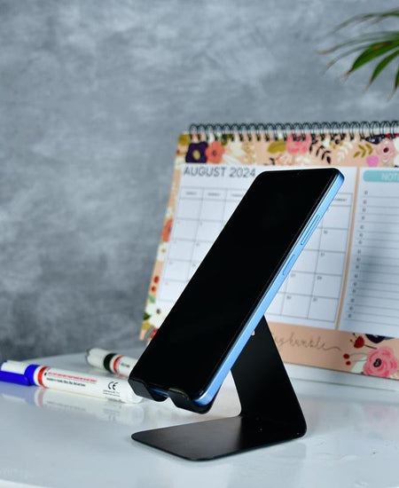 Sowpeace - Trendy Black Metal Phone Holder - Perfect Gift