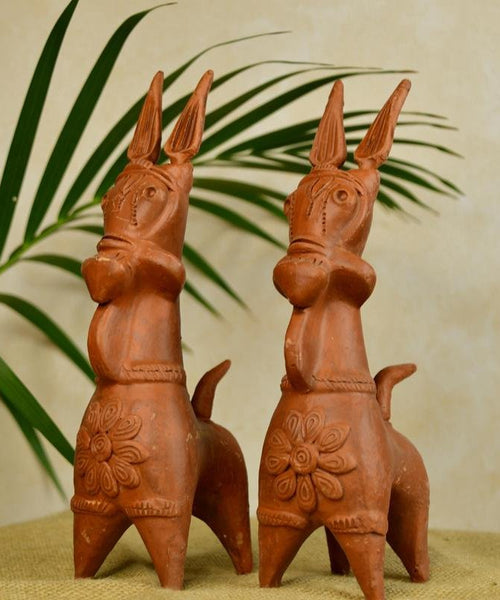 Terracotta Horse: Artisan-Made Tabletop Home Decor Accent