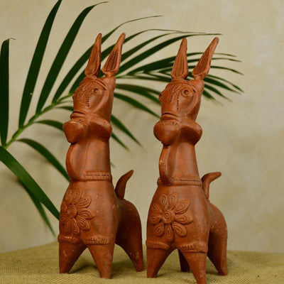 Terracotta Horse: Artisan-Made Tabletop Home Decor Accent