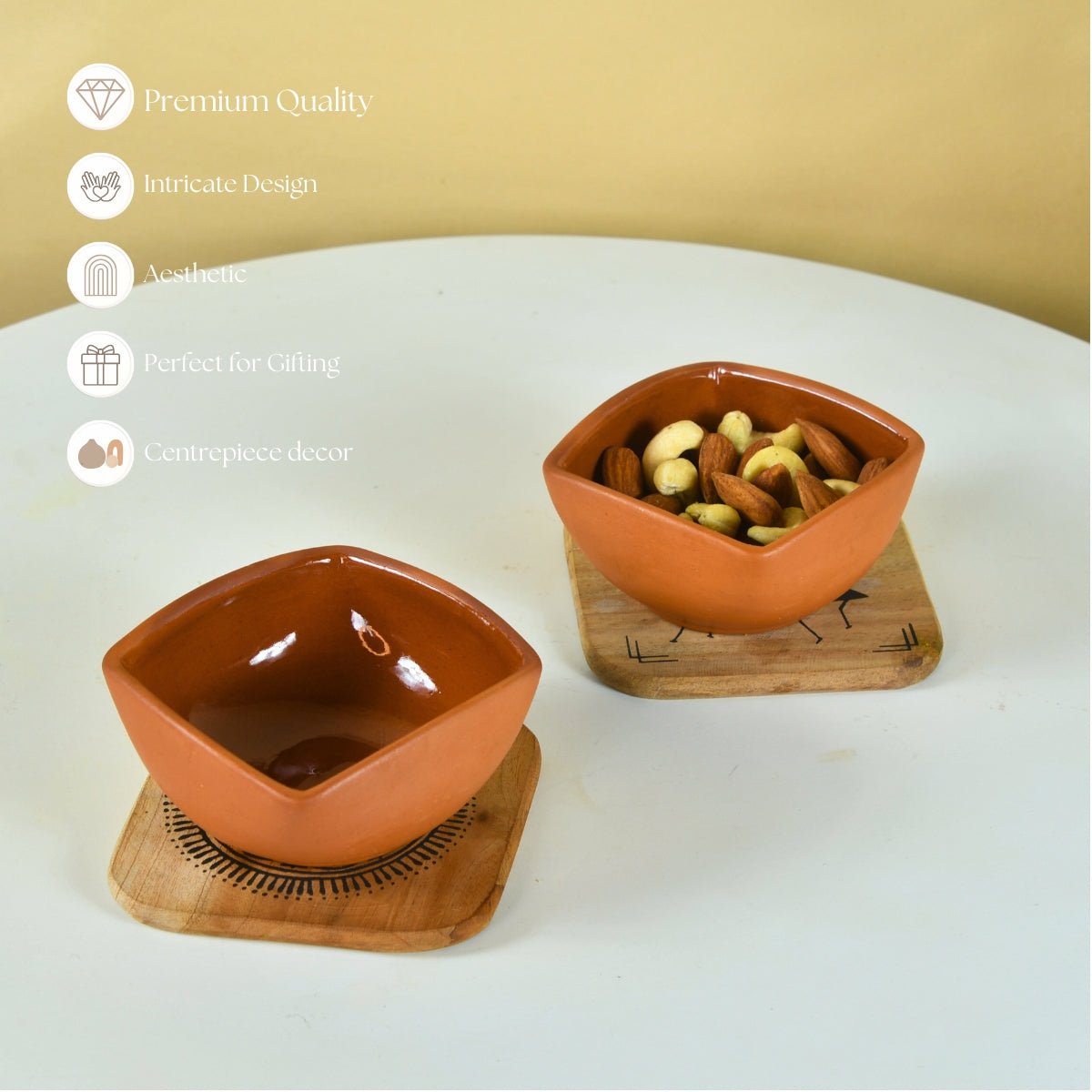 Terracotta Square Serving Bowl: Artistic Kitchen Elegance